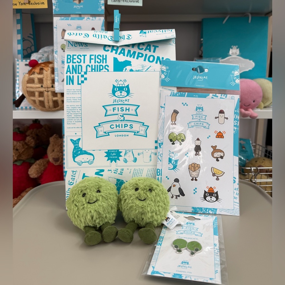 Jellycat Mushy Peas. London Exclusive. Brand new with tag, with pin and stickers